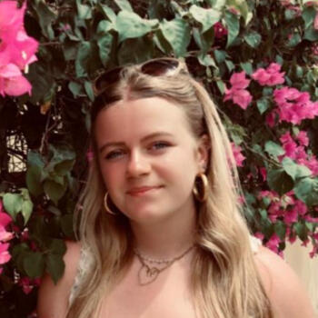 Oppas Waalwijk: Maud