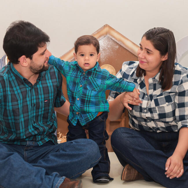Emprego de babá em Tangará da Serra: Adrielly