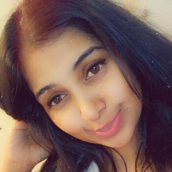 Babysitter New York: Lisa khan