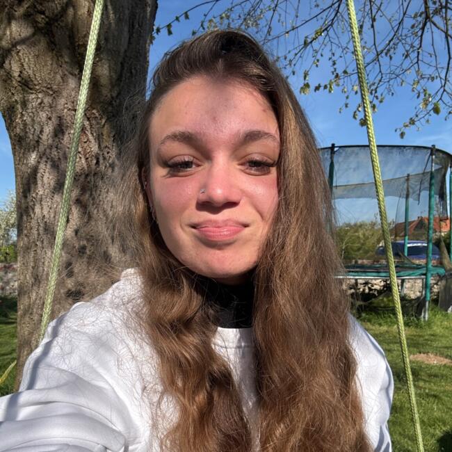 Babysitter in Villuis: Meryl