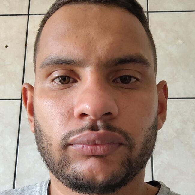 Babysitting job in São José (São José): João