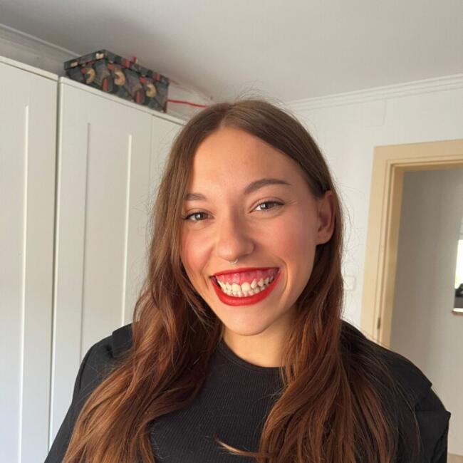 Babysitter in Badalona: Sara