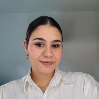 Canguro en Sevilla: Xiomara