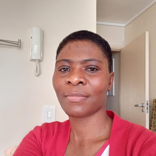 Babysitter in Cape Town: Moline