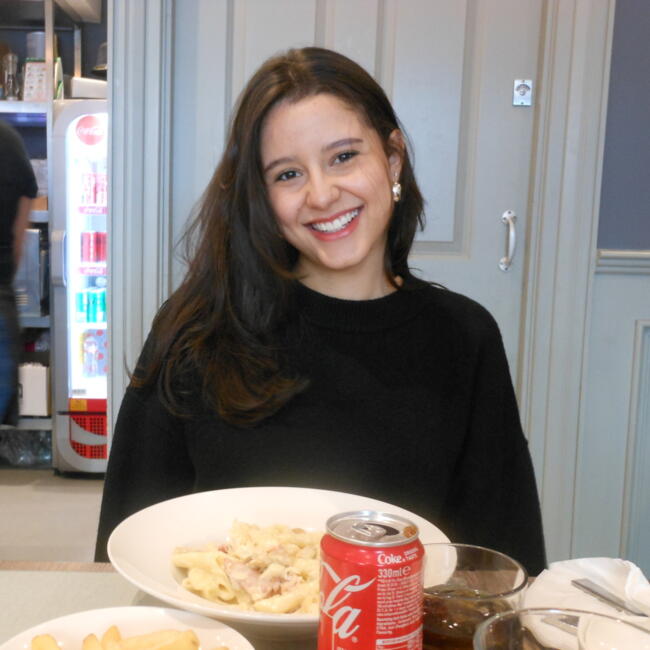 Niñera en Navan: Julia