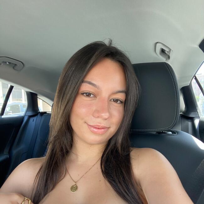 Babysitter in Loures: Ines