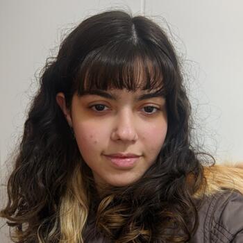 Babysitter in Novo Hamburgo: Aiara