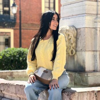 Niñera León: Laura Rosa