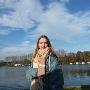 Babysitter in Mortsel: Joni