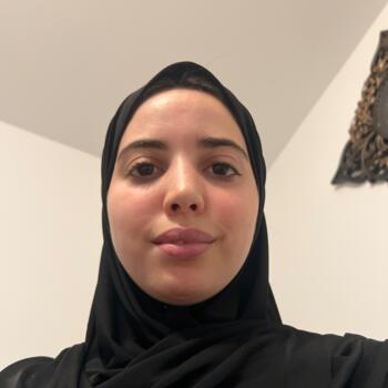 Babysitter in Reims: Rania