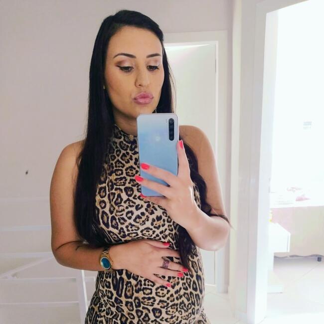 Babysitting job in Piçarras: Pamela