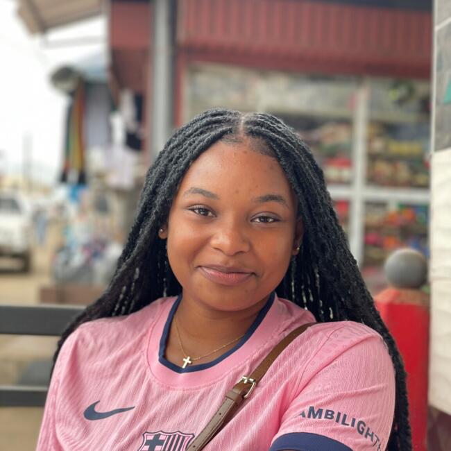 Babysitter in Darnétal: Eden