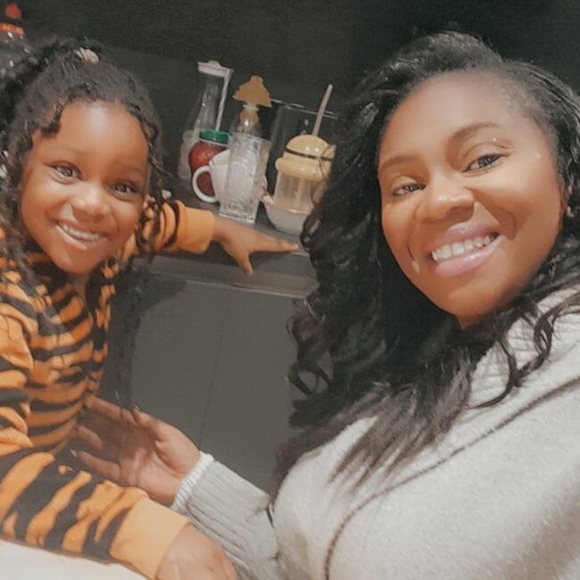 Babysitting job in Bushey: Uwa