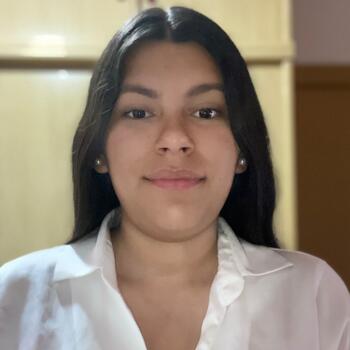 Babysitter in Madrid: Alison