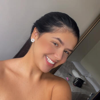 Babysitting job in Juiz de Fora: babysitting job Raissa