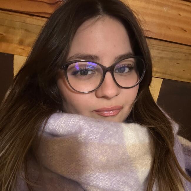 Babysitter in Villa Alemana: Valentina