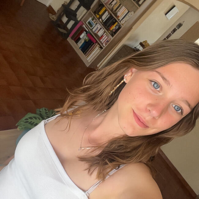 Babysitter in Saint-Cyprien (Pyrénées-Orientales): Lili-Rose
