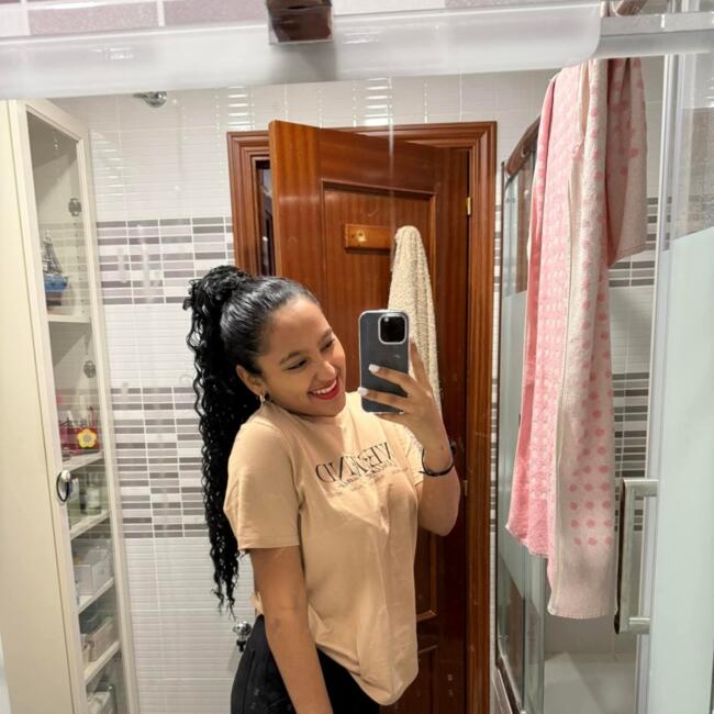 Nanny in Alpedrete: Yeruska Reyes