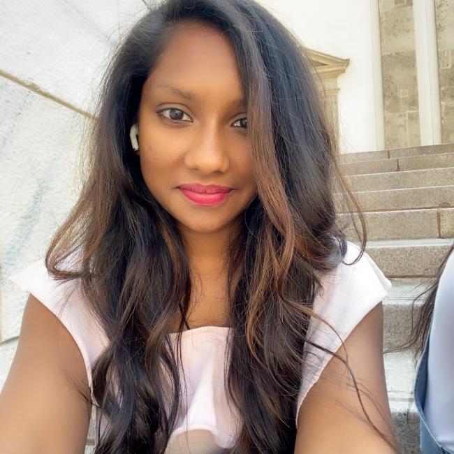 Babysitter in Milan: Achini