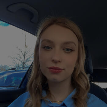 Babysitter in Maribor: Anja