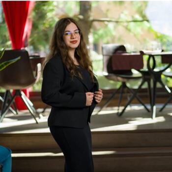 Babysitter Brasov: Simona Elena