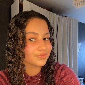 Babysitter in Pont-à-Mousson: Ranya