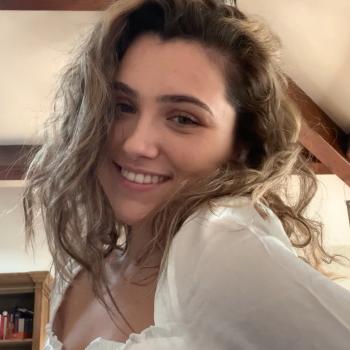 Baby-sitter in Hyères: Emma