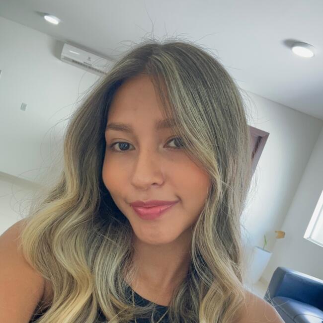 Nanny in Les Lilas: Jhancarla