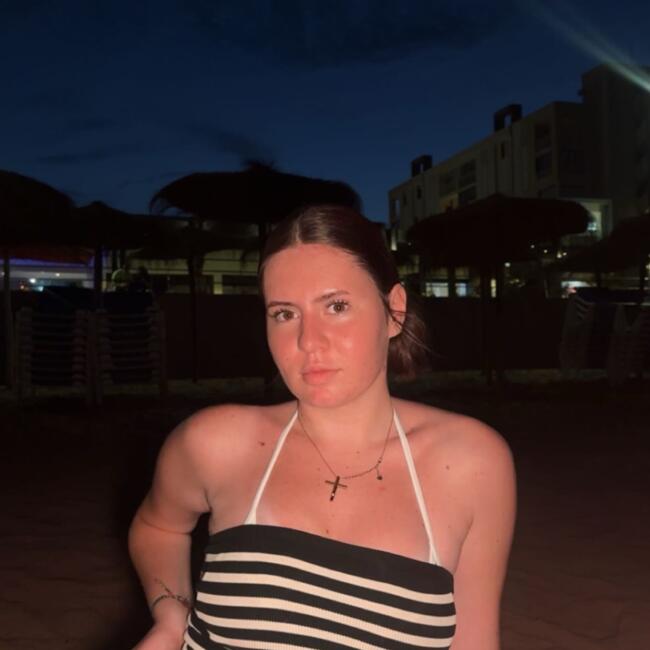 Babysitter in Torrevieja: Sofia