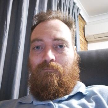 Babysitting job in Tweed Heads: babysitting job Ezekiel