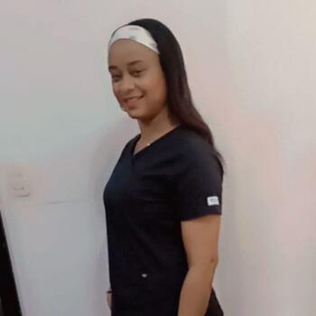 Niñera Cali: Nelly