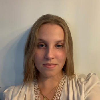 Baby-sitter in Neuilly-sur-Marne: Celia