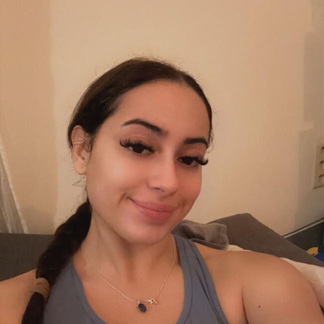 Babysitter in Uccle/Ukkel: Lyzandra