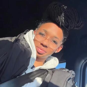 Babysitter in Ajax: Diandra