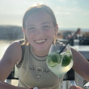 Babysitter in Waasmunster: Zoë