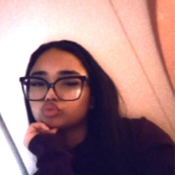 Babysitter in Châtelet: Ikhlass