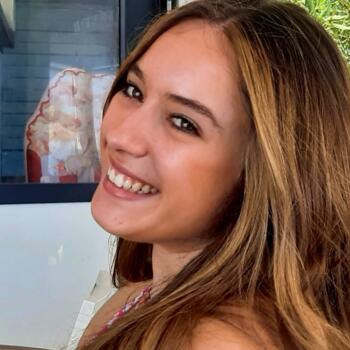 Babysitter in Nice: Stella