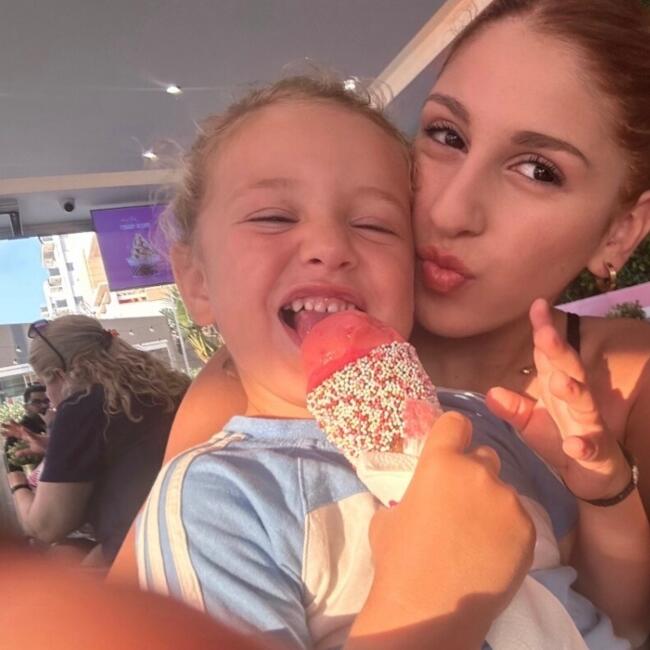Babysitter in Larnaca: Theklia