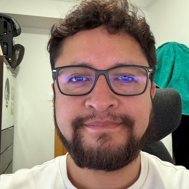 Trabajo de canguro en Zaragoza: Adrián