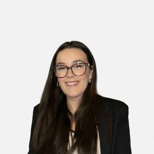 Babysitter in Burjassot: Monica