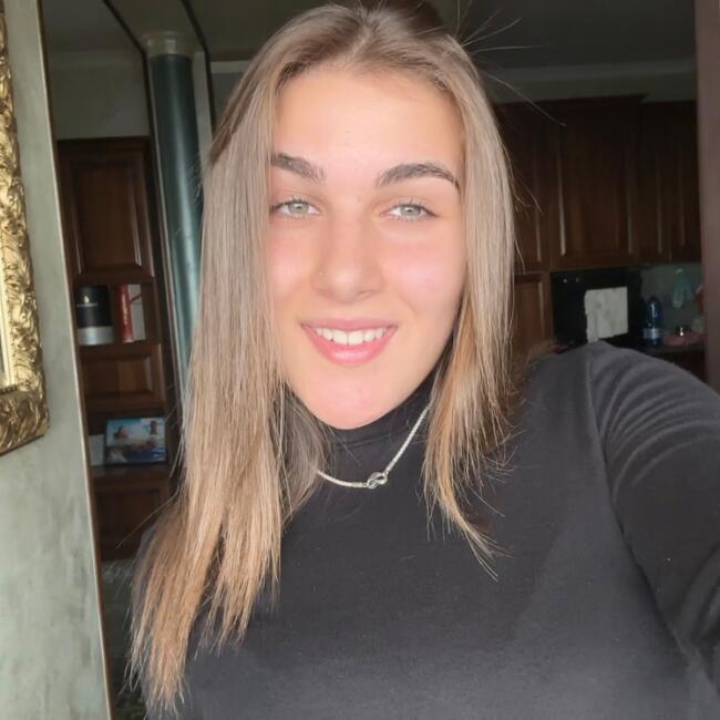 Babysitter in Zürich: Asia michienzi