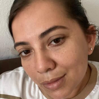 Babysitter Fortaleza: Carla