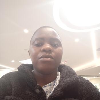 Babysitter in Cape Town: Inety