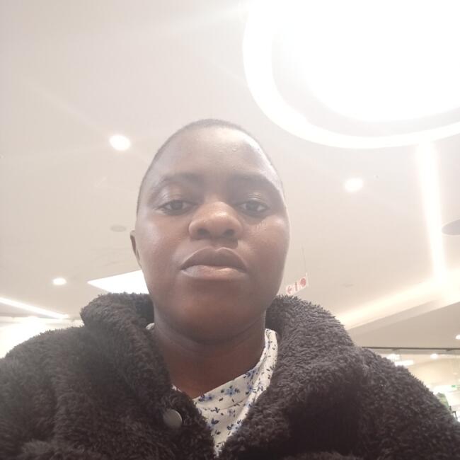Babysitter in Cape Town: Inety
