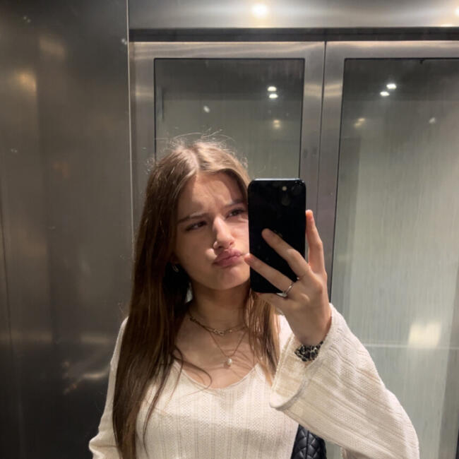 Babysitter in Lyon: Megii