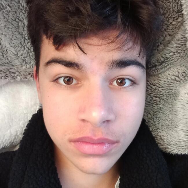 Babysitter in Chippenham: Ethan