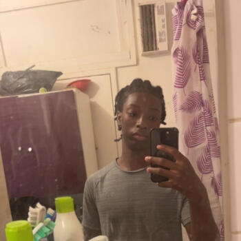 Babysitter in Noisy-le-Sec: M'paly