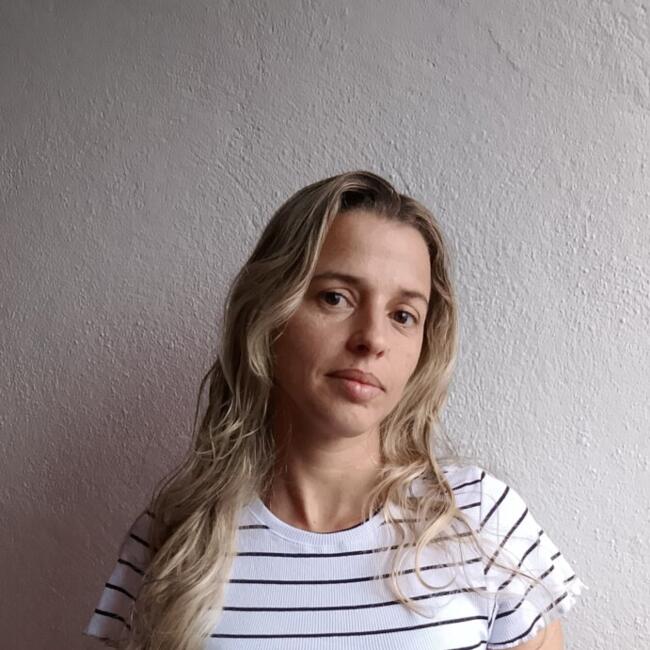 Emprego de babá em Recife: Raquel