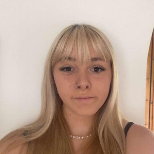 Babysitter in Norwich: Edith