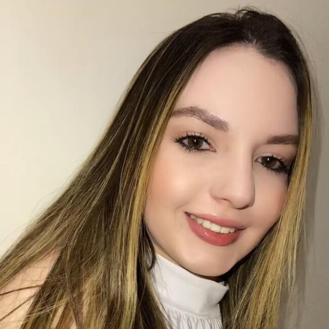 Babysitter in São José do Rio Preto: Gabriella